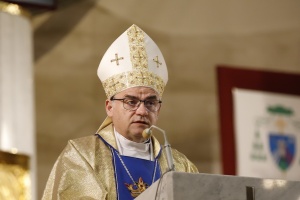biskup robert chrząszcz